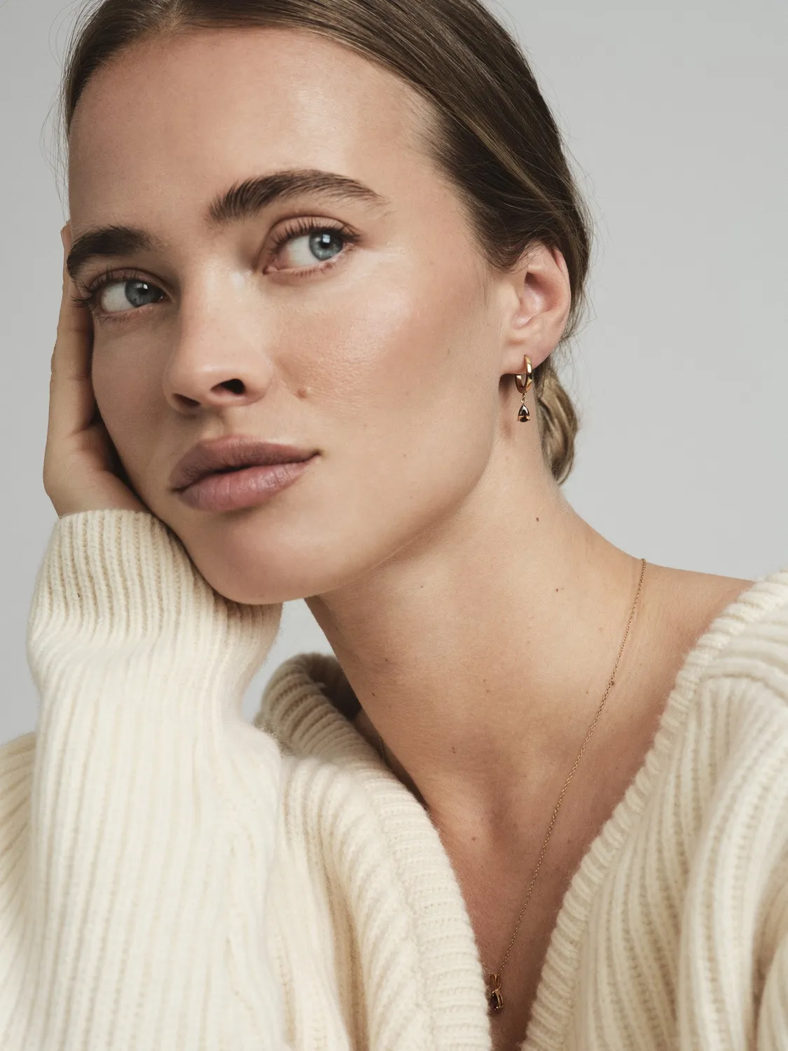 Mockberg Belle Coffee Hoops øredobber gull 13 mm