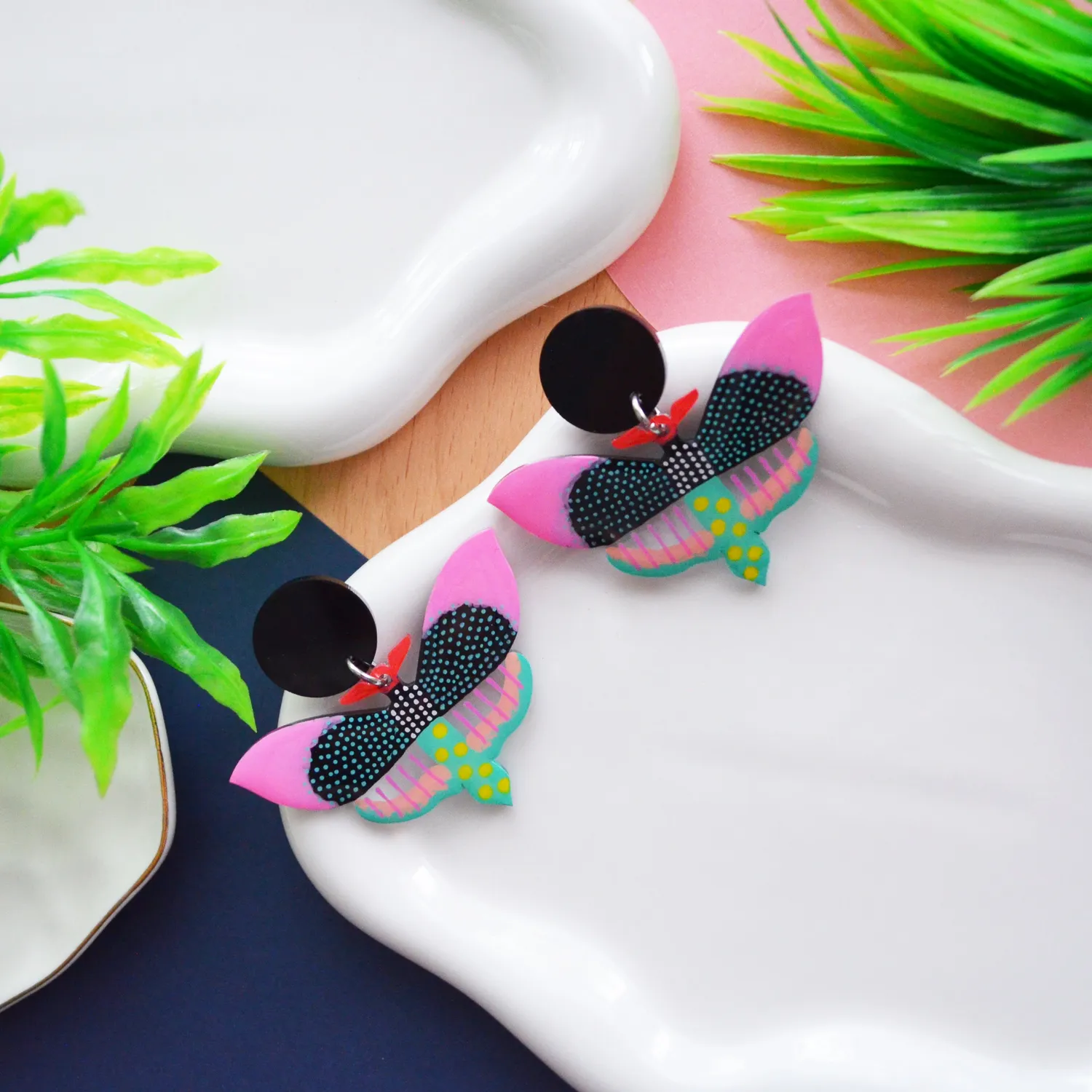 BooandBooFactory Pastel Black Butterfly akryl øredobber
