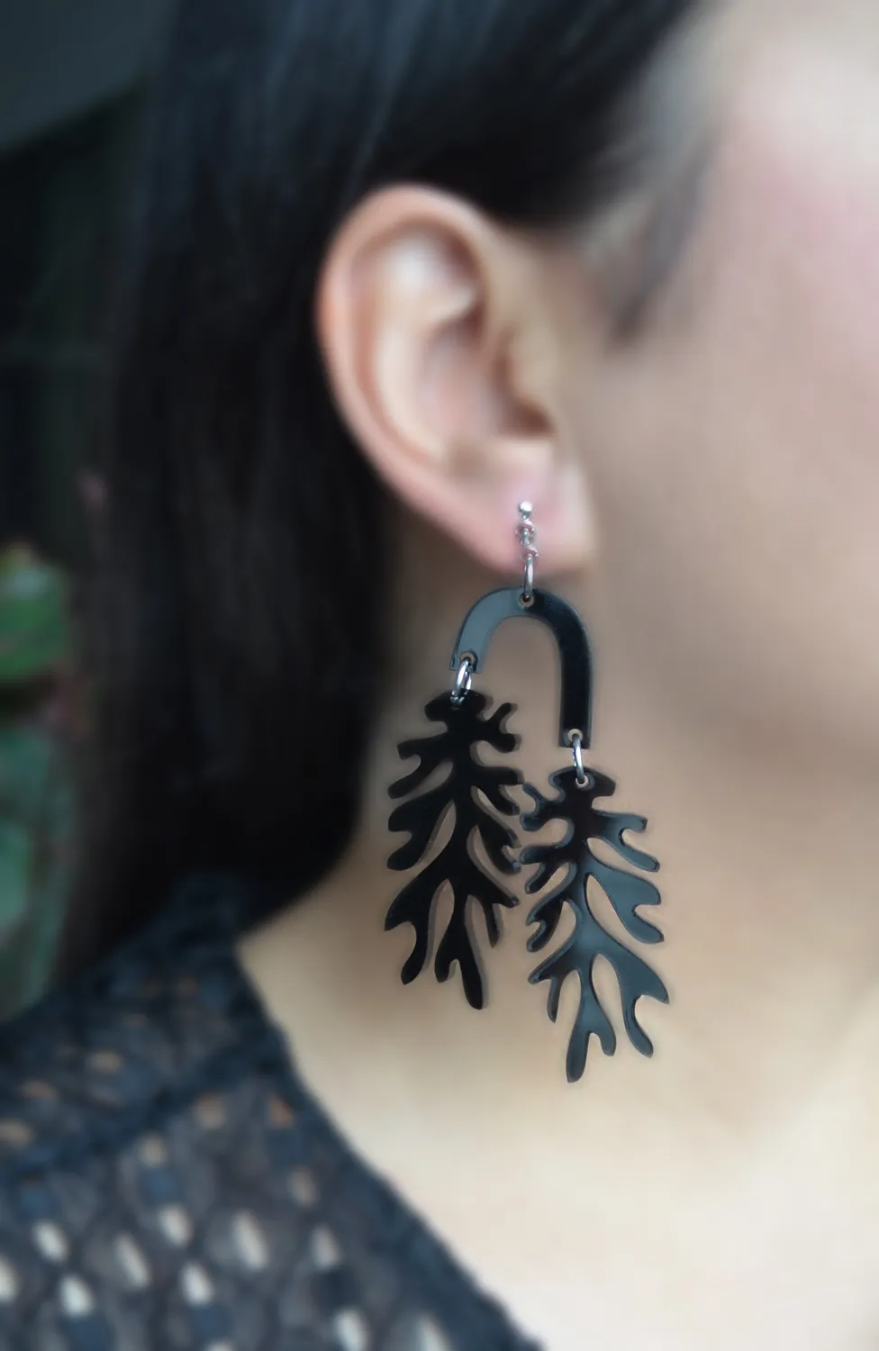 BooandBooFactory Matisse Leaf øredobber svart gull