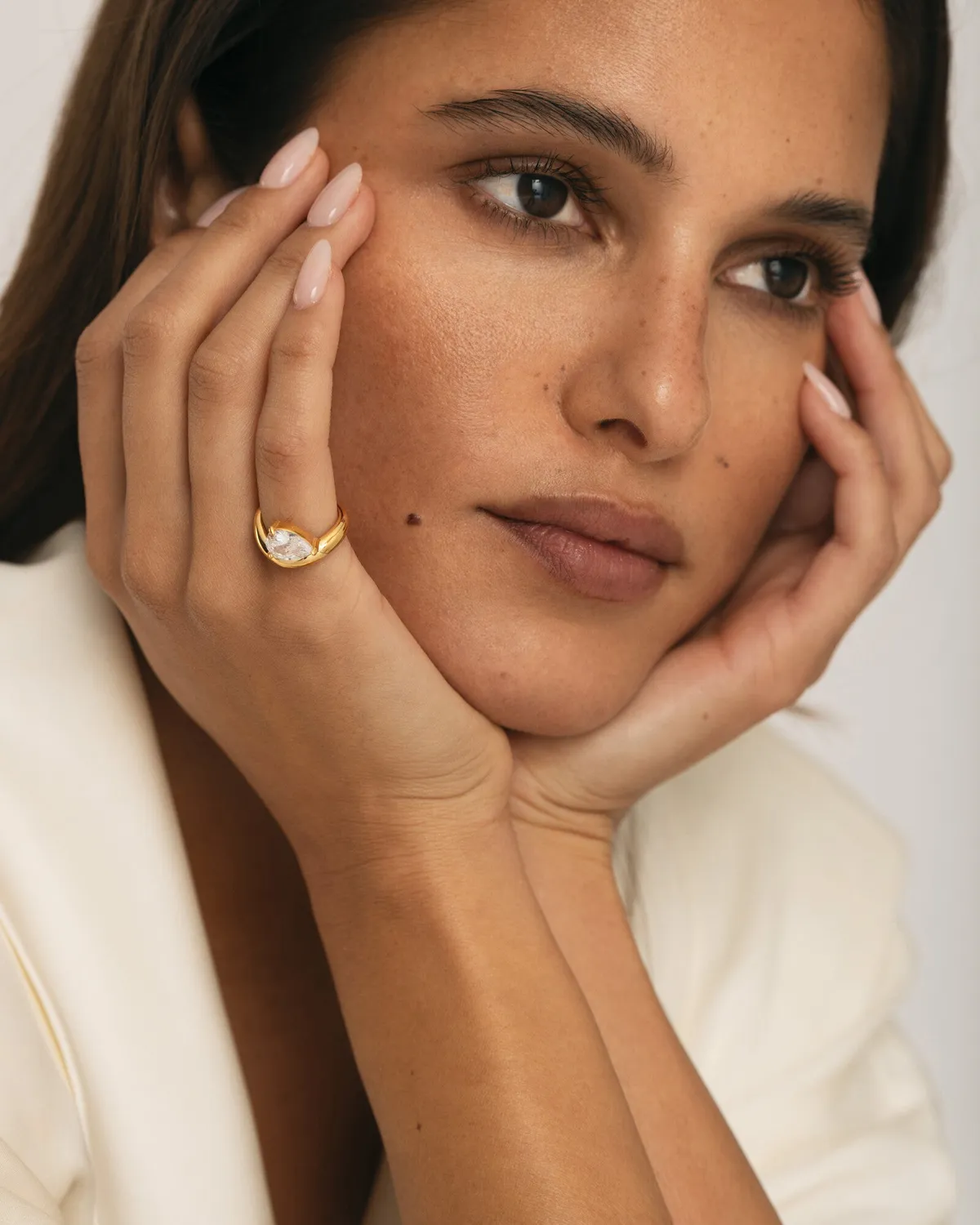 Mockberg Amara Ring ring gull zirkonia