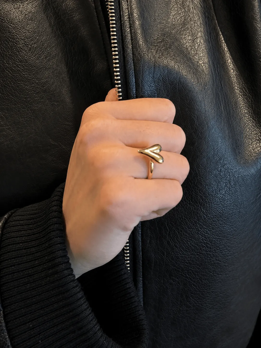 Mea Nani Golden Heart ring 14K gull justerbar