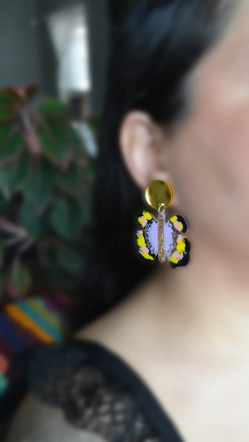 BooandBooFactory Butterfly øredobber gull lavendel glitter