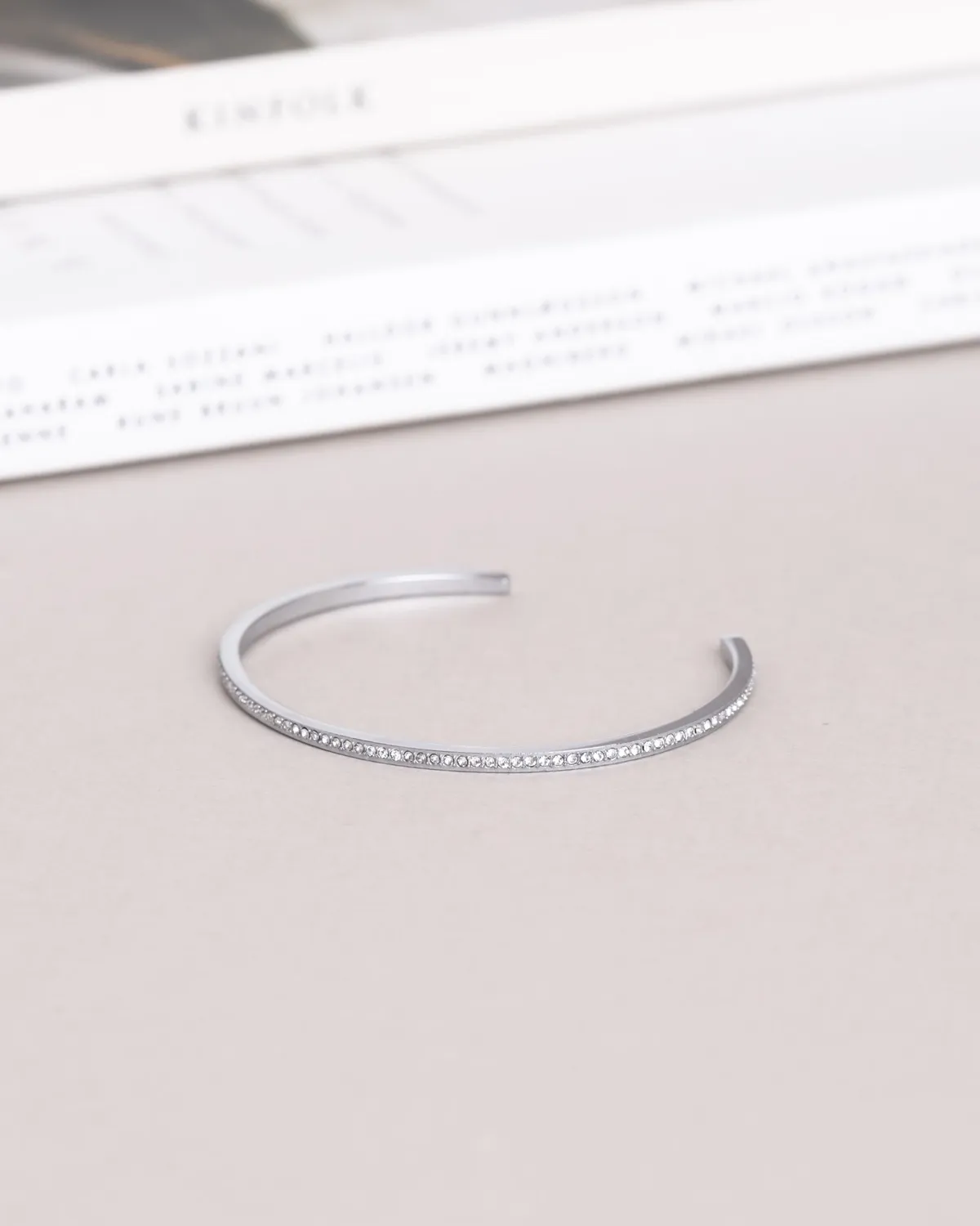 Mockberg Fancy Bangle Medium armbånd sølv med zirkonia