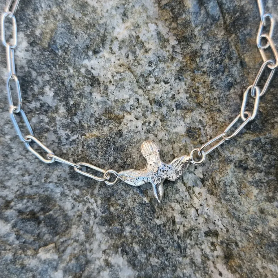 Kunstnerbonden Fri som fuglen armbånd sølv fugl