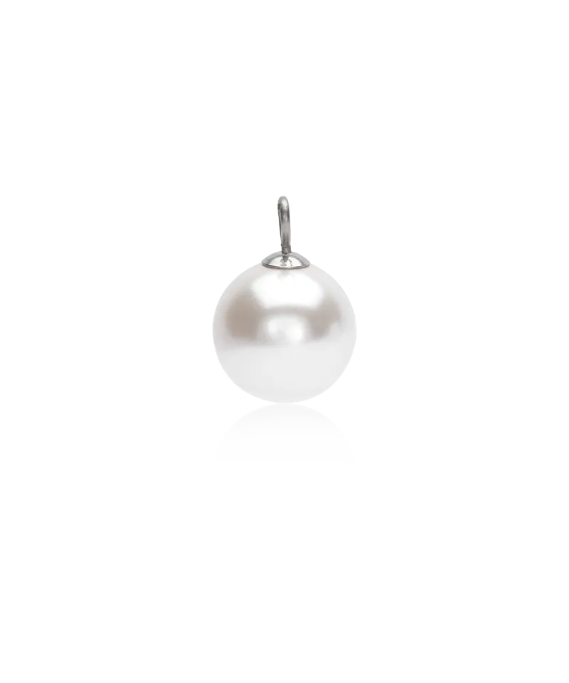 Blomdahl Pearl anheng til hals hvit 6 mm titan