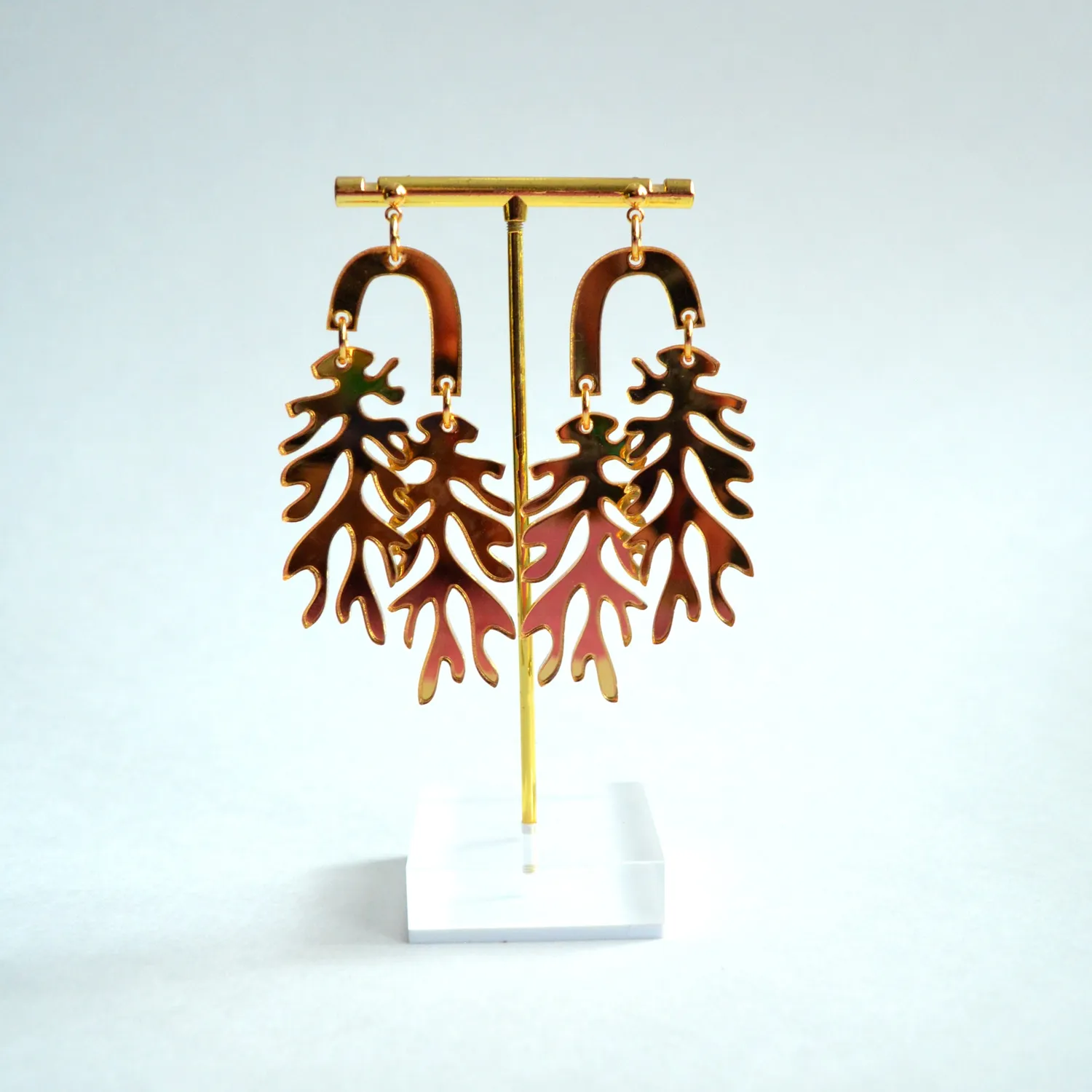 BooandBooFactory Gold Leaf Matisse Acrylic Arch øredobber gull