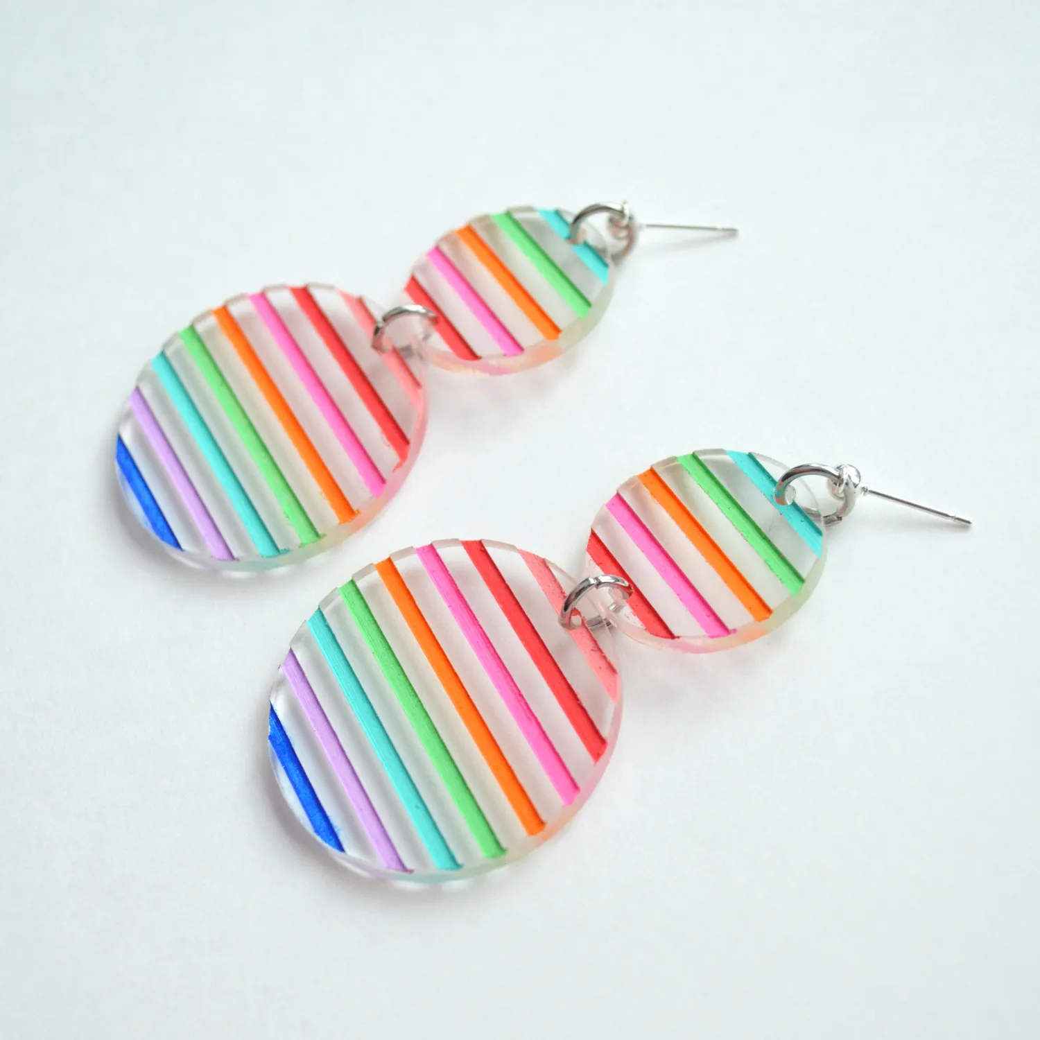 BooandBooFactory Rainbow Stripe øredobber gull oval