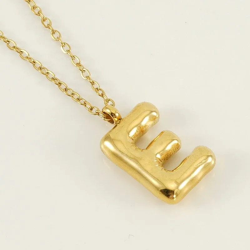 Mea Nani Jewellery bokstavsmykke kjede 18K gaveklar