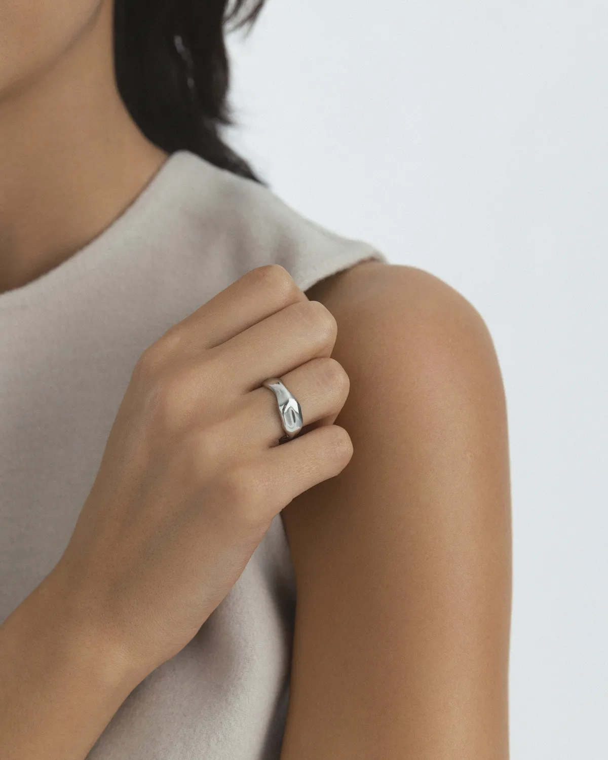 Mockberg Wavy Bolded Large ring sølv bølge