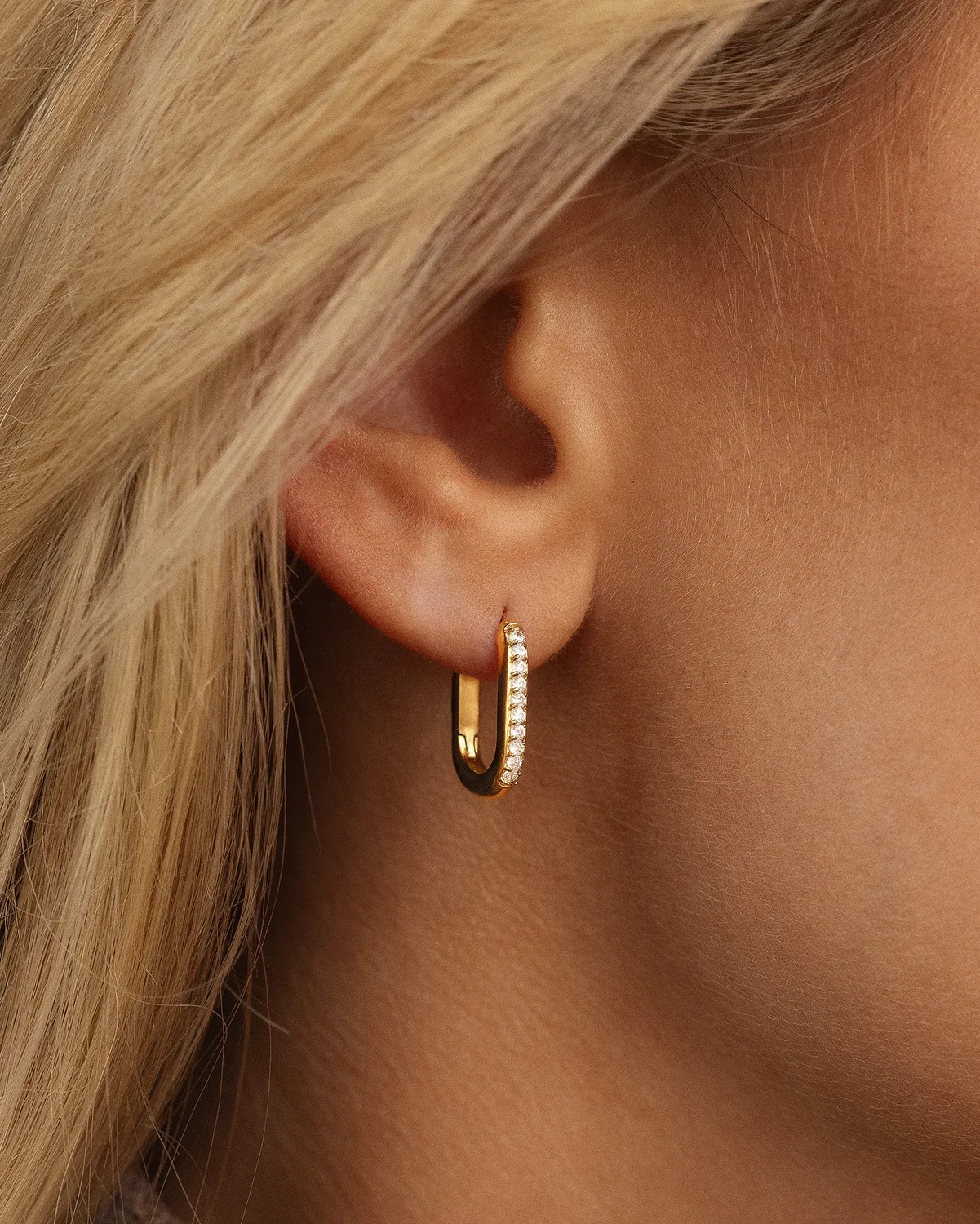 Mockberg Sparkle Small U-Hoops øredobber gull 15 mm