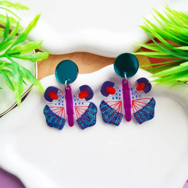 BooandBooFactory Colorful Purple Geometric Butterfly øredobber lilla