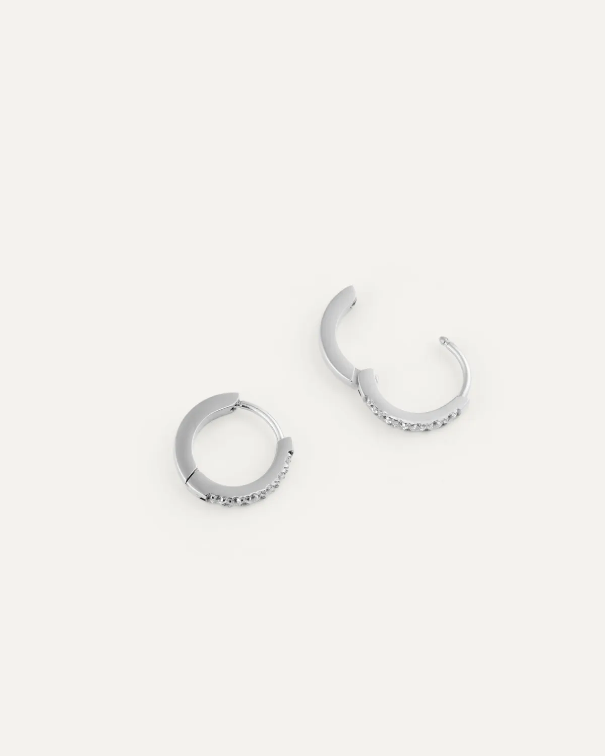 Mockberg Shiny Hoops Small øredobber sølv 13 mm