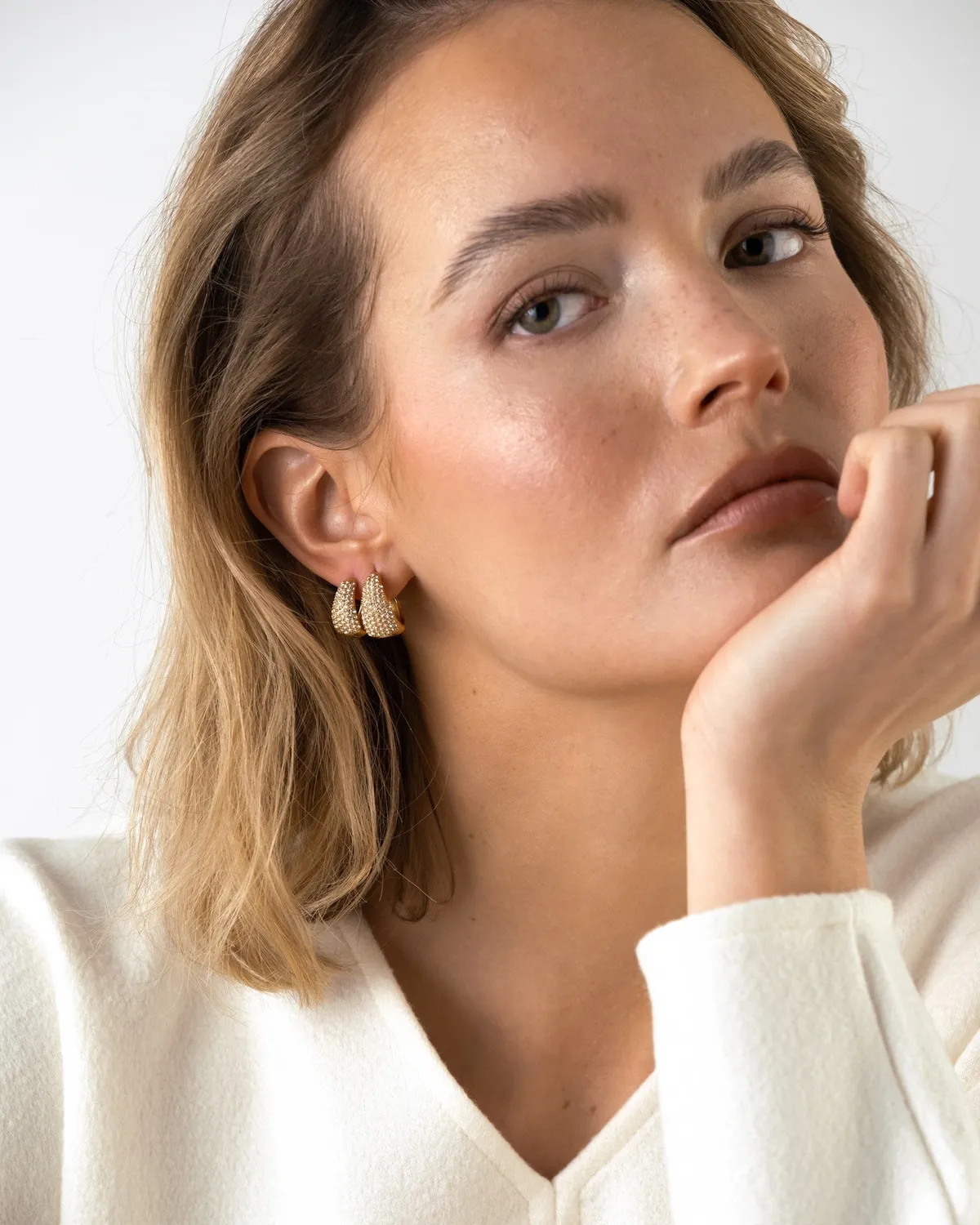 Mockberg Treasure Hoops Large øredobber 18 mm gull