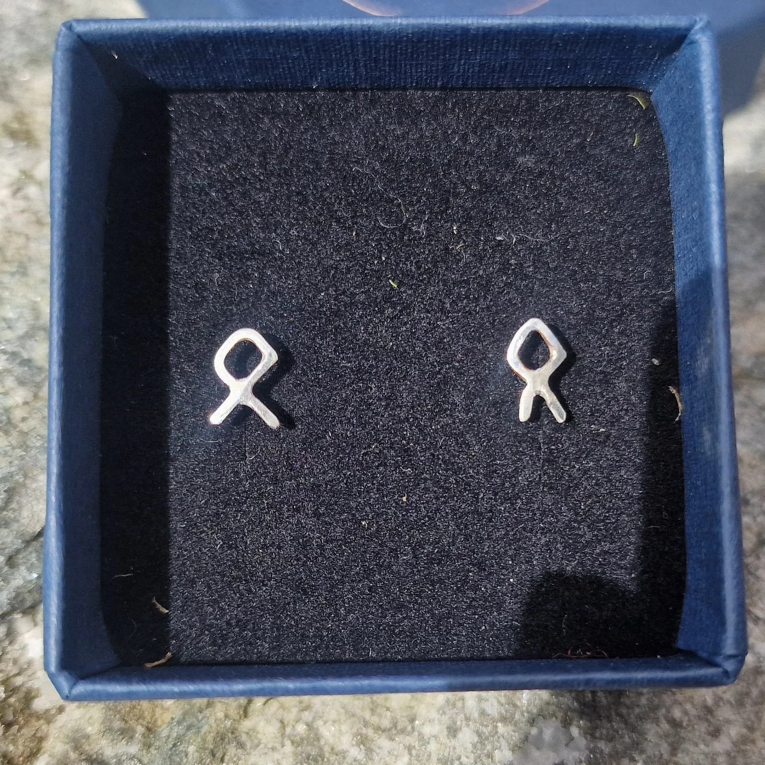 Kunstnerbonden Othila ørestift sølv rune O