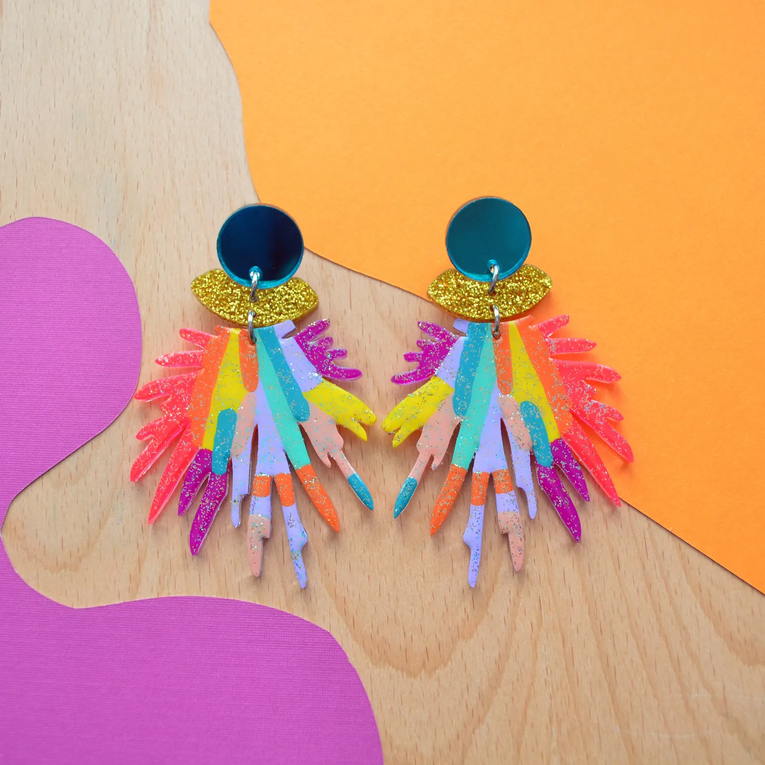 BooandBooFactory Rainbow Pom Pom glitterøredobber 89 mm