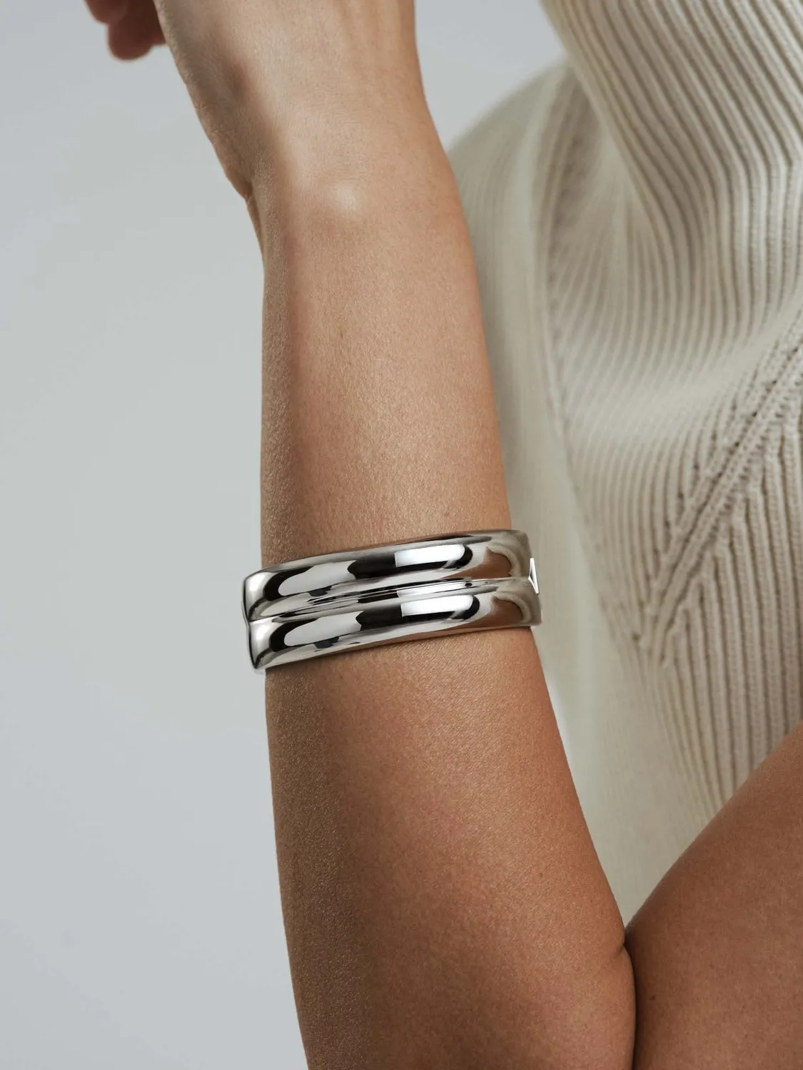 Mockberg Rebel Double Bangle arm 22 mm sølv