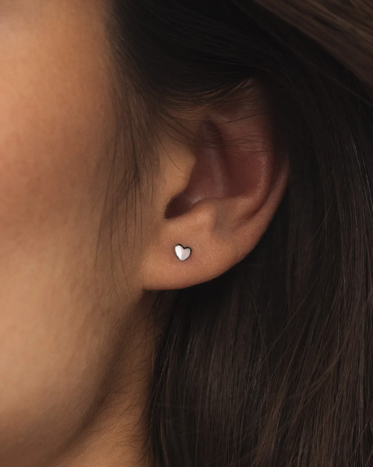 Mockberg Love Small Studs hjerteøredobber sølv 4 mm