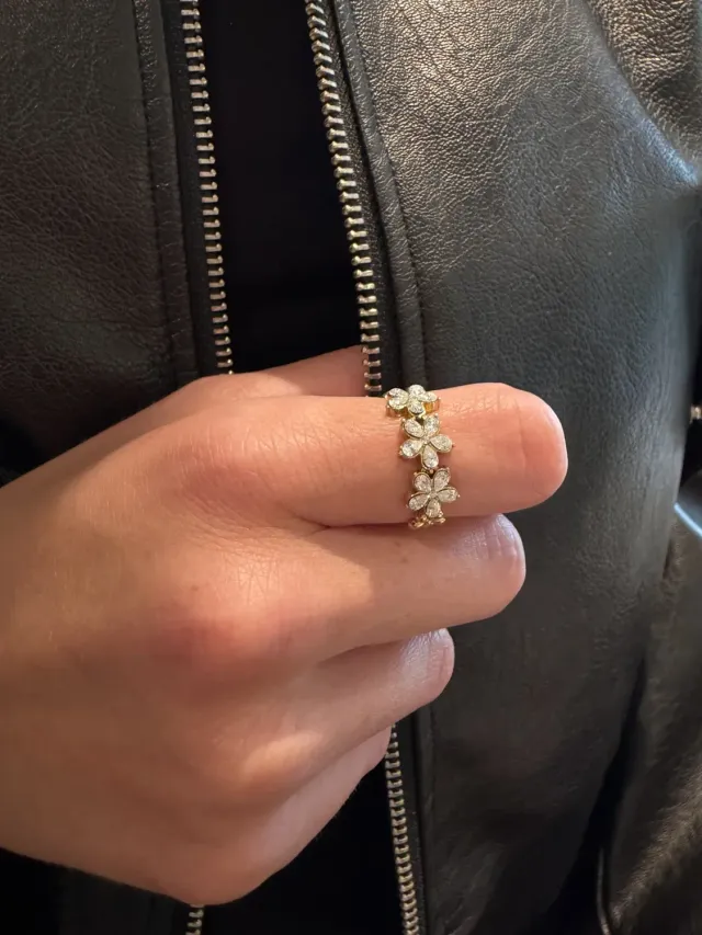 Mea Nani Fleur ring gull justerbar blomst