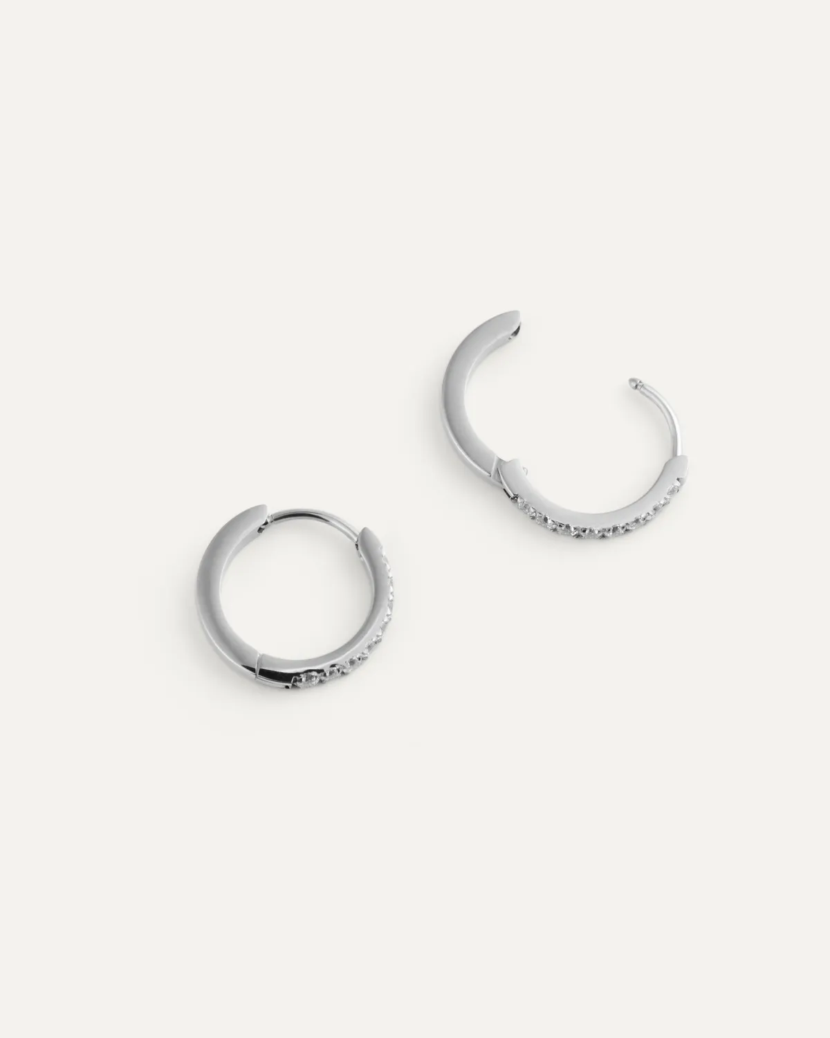 Mockberg Shiny hoops medium øredobber sølv 16 mm