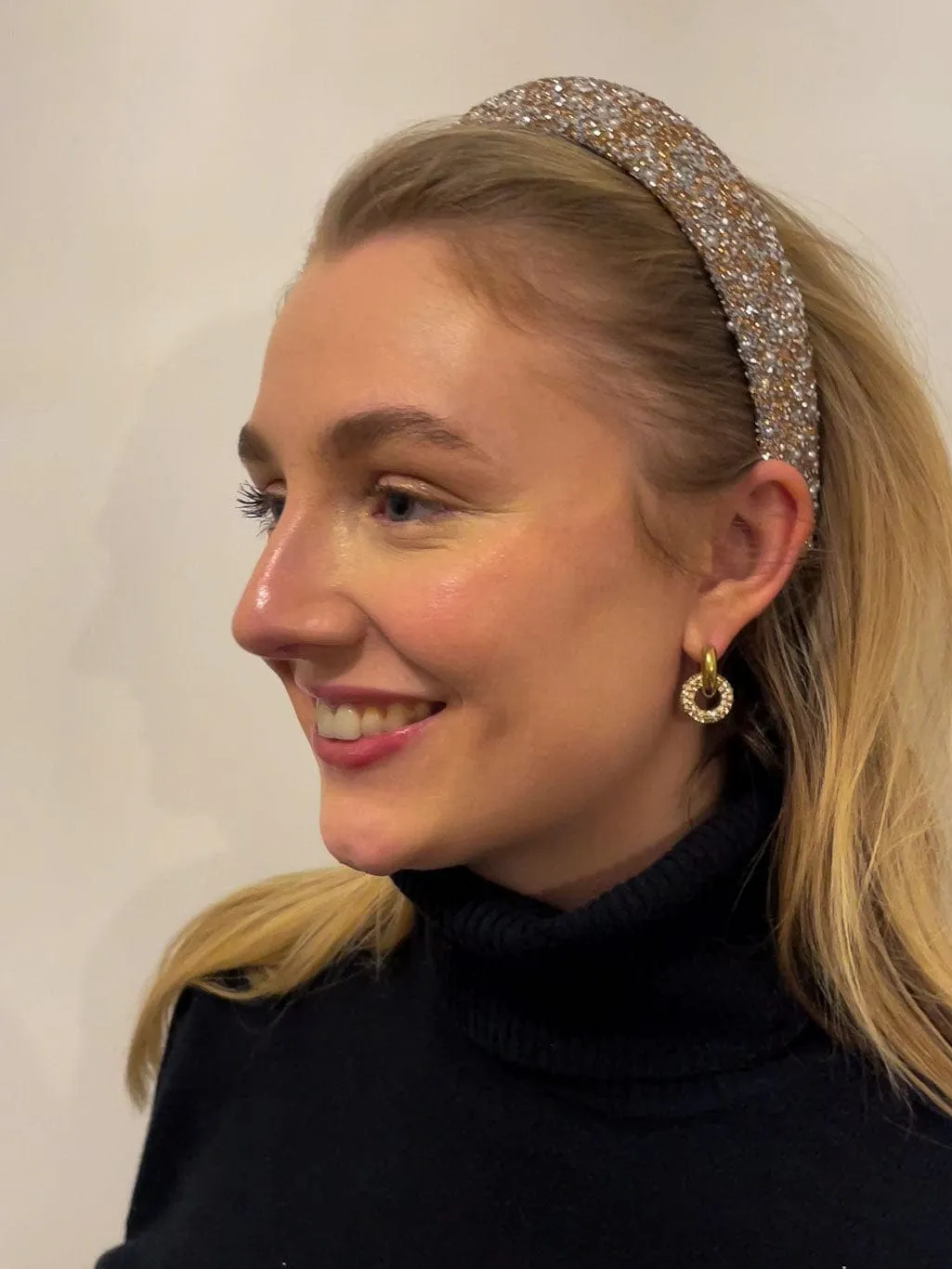 Mea Nani hårbøyle glitter brun polstret