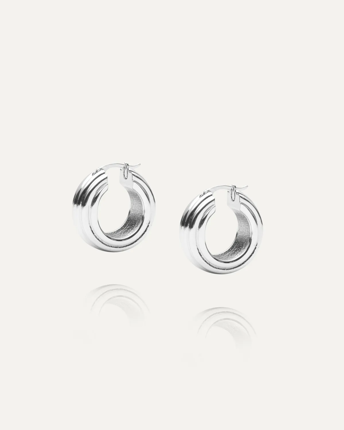 Mockberg Edge Ribbed Medium hoops sølv 24 mm
