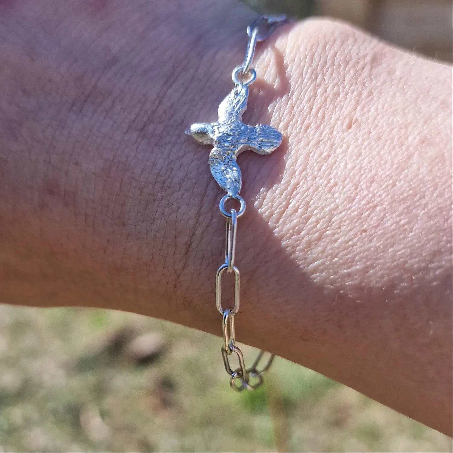 Kunstnerbonden Fri som fuglen armbånd sølv fugl