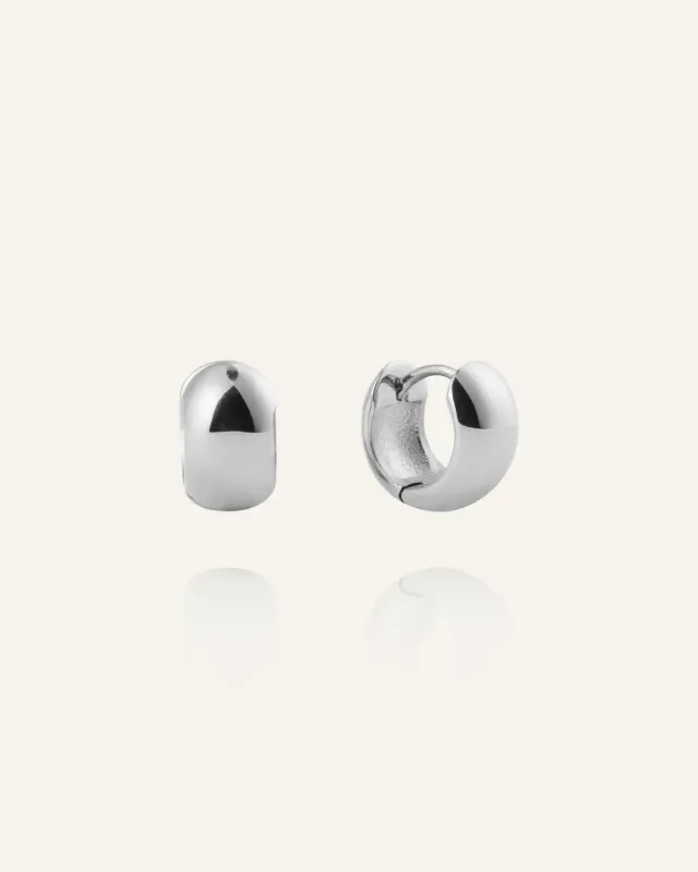 Mockberg Brave Mini Hoops øredobber sølv 11,5 mm
