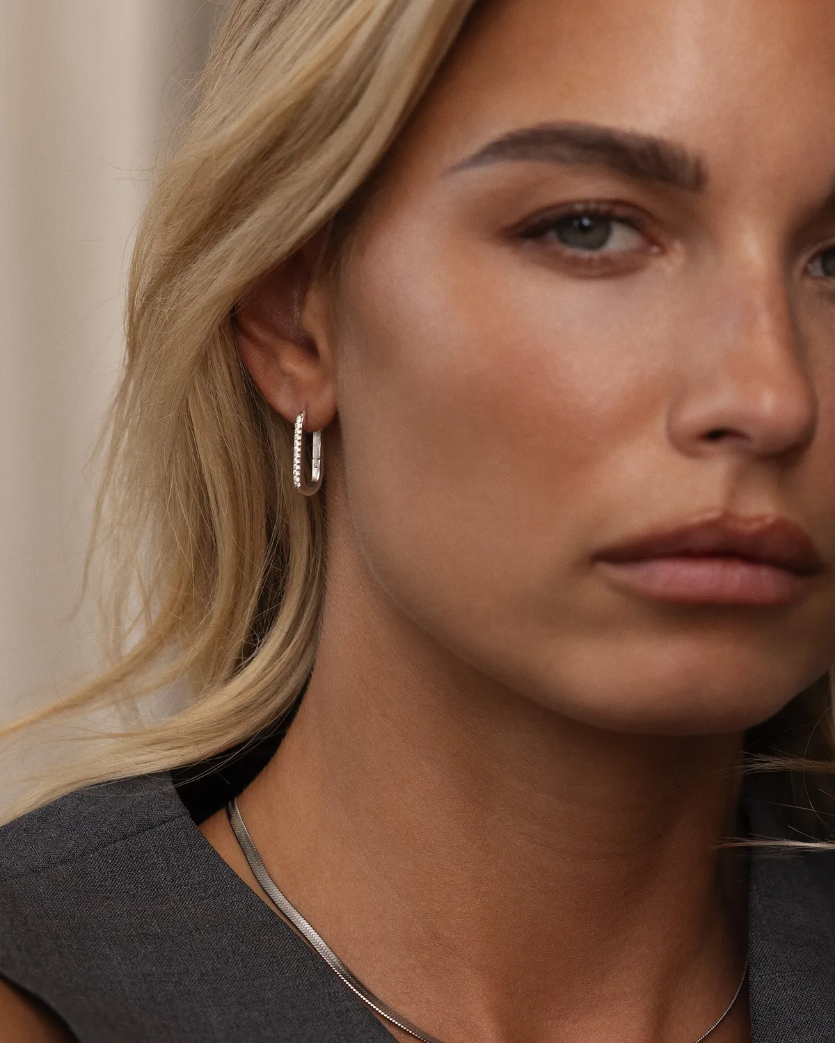 Mockberg Sparkle Medium U-Hoops øredobber sølv 19,5 mm