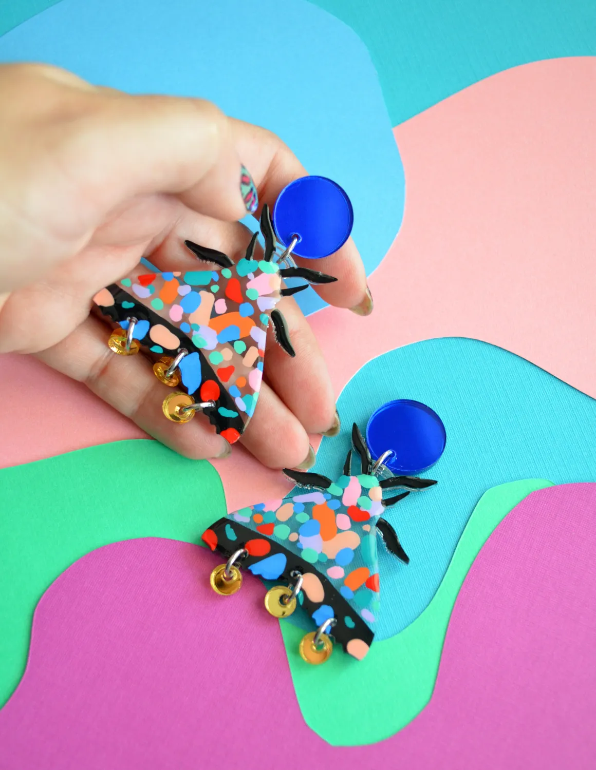 BooandBooFactory Terrazzo Painted Pattern Moth Butterfly Dangle øredobber