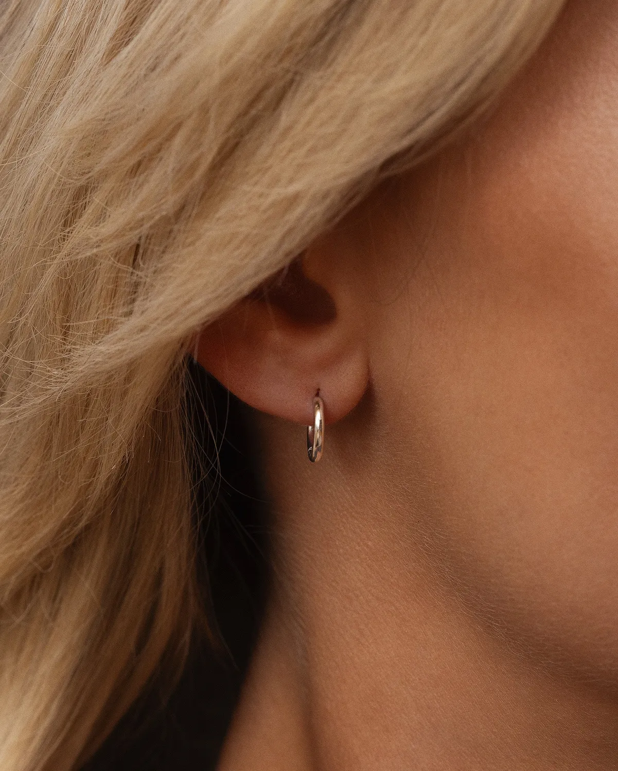 Mockberg Slim Mini Hoops øreringer sølv 11 mm