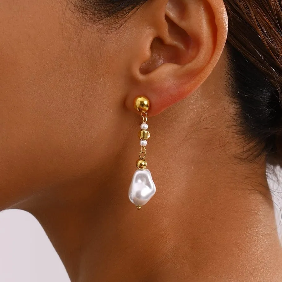 Mea Nani She's a Pearl øredobber barokkperle 18K
