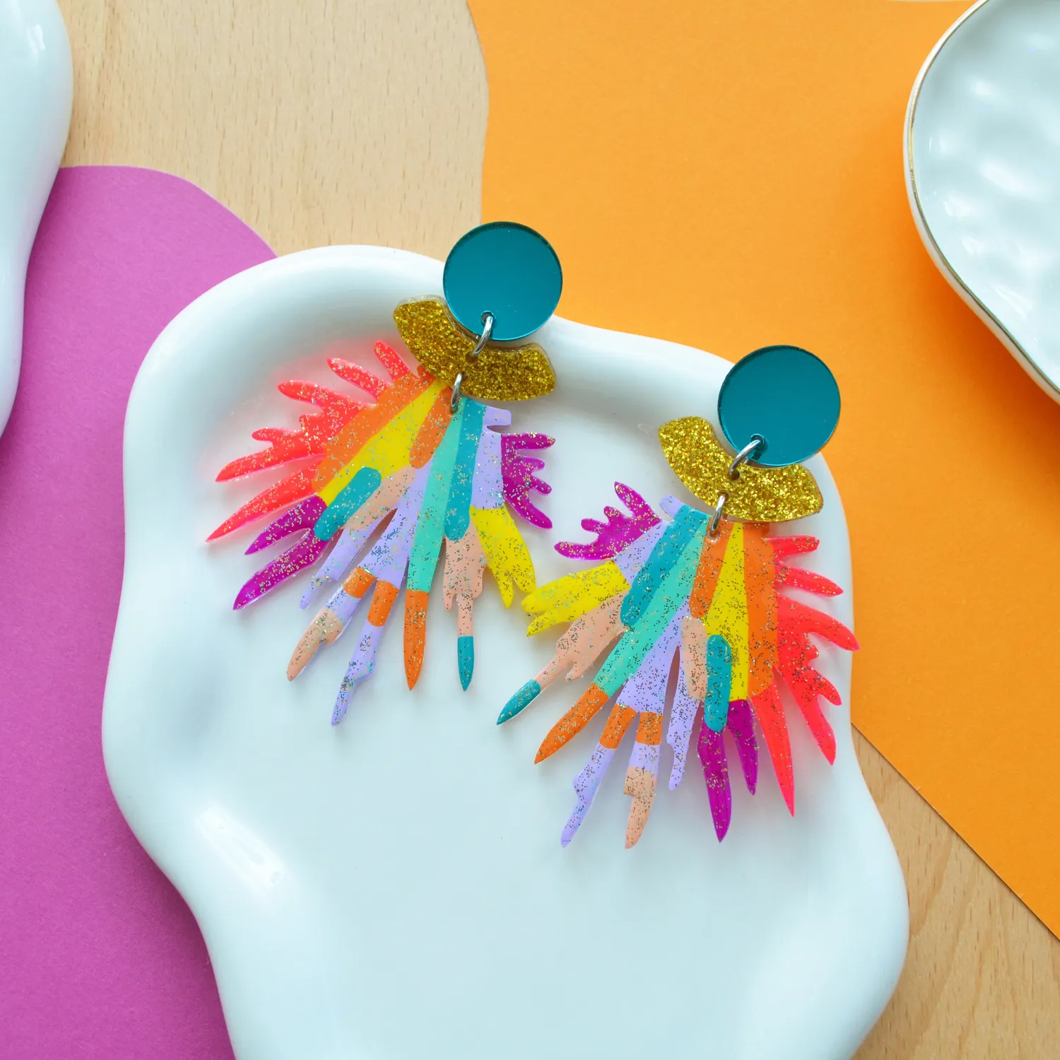 BooandBooFactory Rainbow Pom Pom glitterøredobber 89 mm