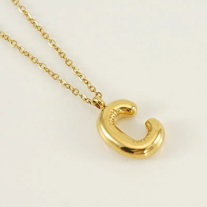 Mea Nani Jewellery bokstavsmykke kjede 18K gaveklar