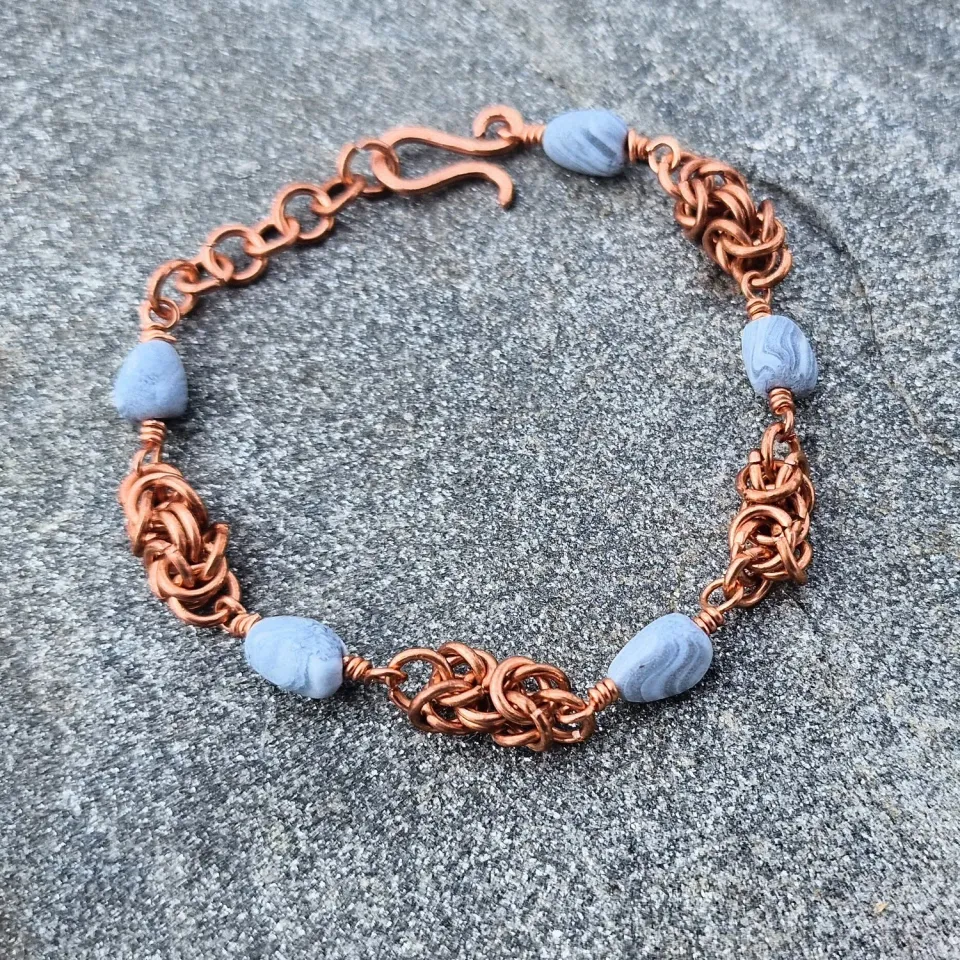 Kunstnerbonden Strukturkjede armbånd kobber 19+3 cm