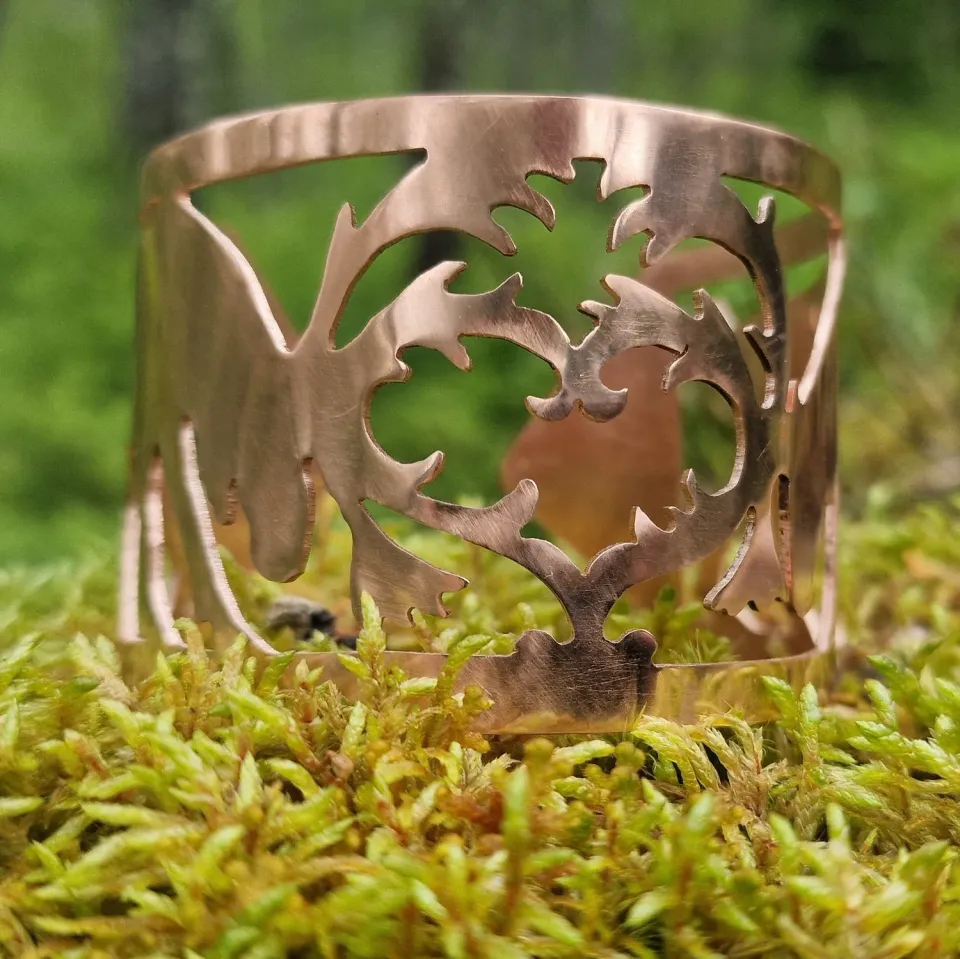 Kunstnerbonden Reindeer Love armbånd i kobber 19 cm