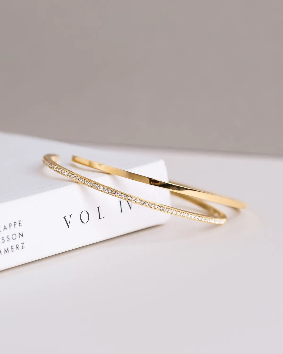 Mockberg Fancy Bangle Medium armbånd gull 60 mm