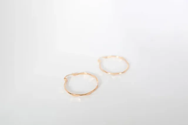 Eremis Arianni øredobber 15 mm 18 karat gull