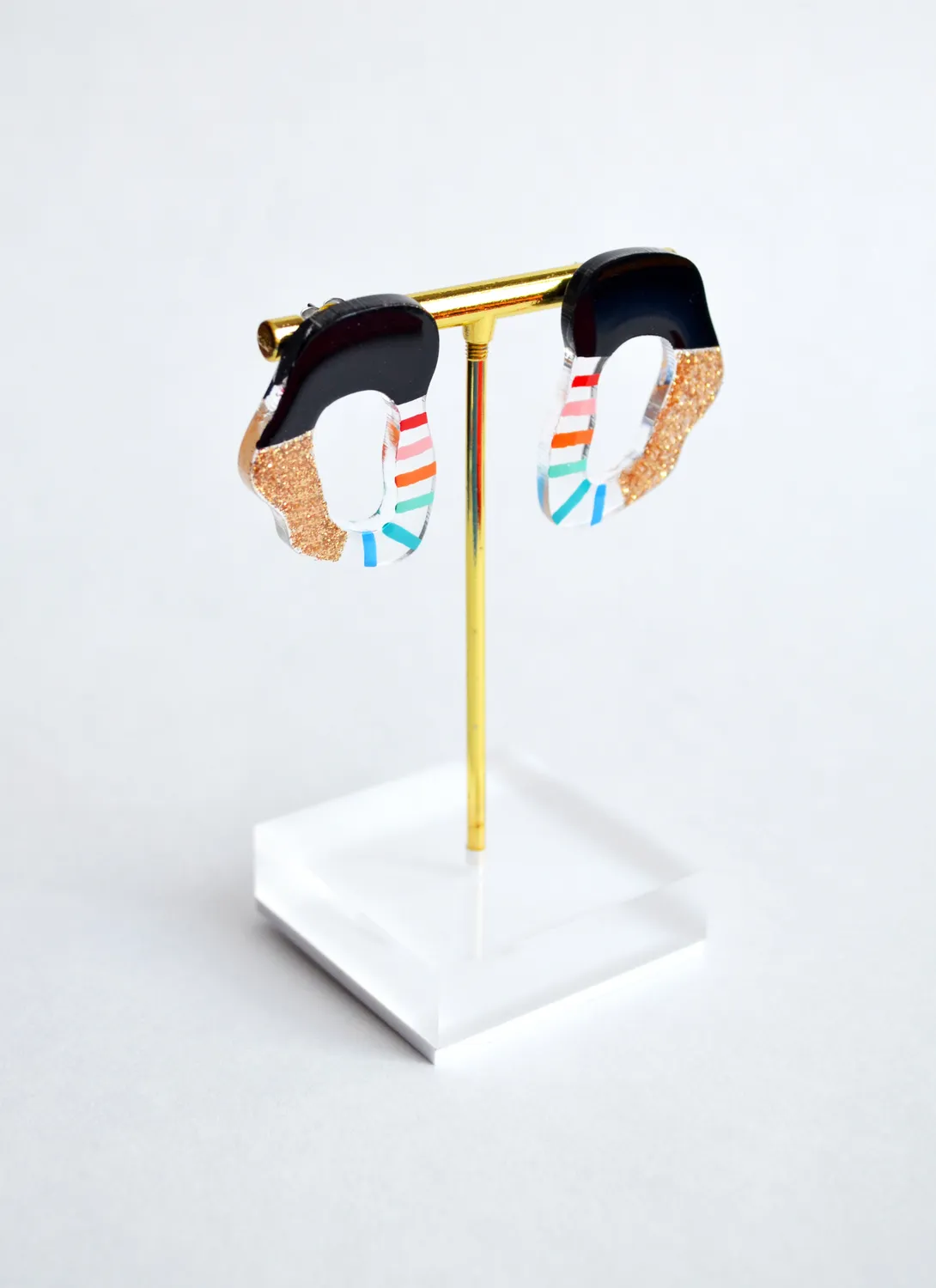 BooandBooFactory Rainbow Gold Glitter Squiggle øredobber regnbue