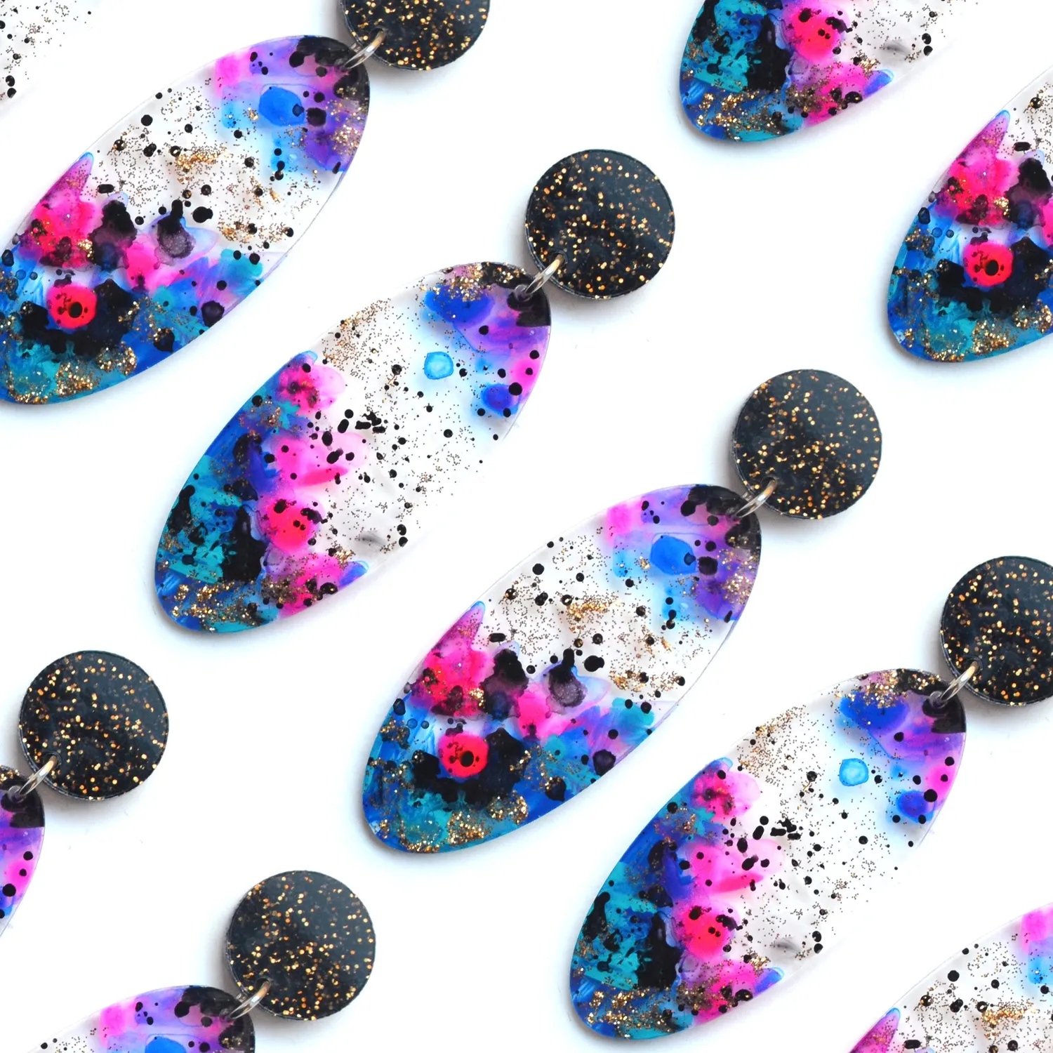 BooandBooFactory Space Oval Drop øredobber svart glitter