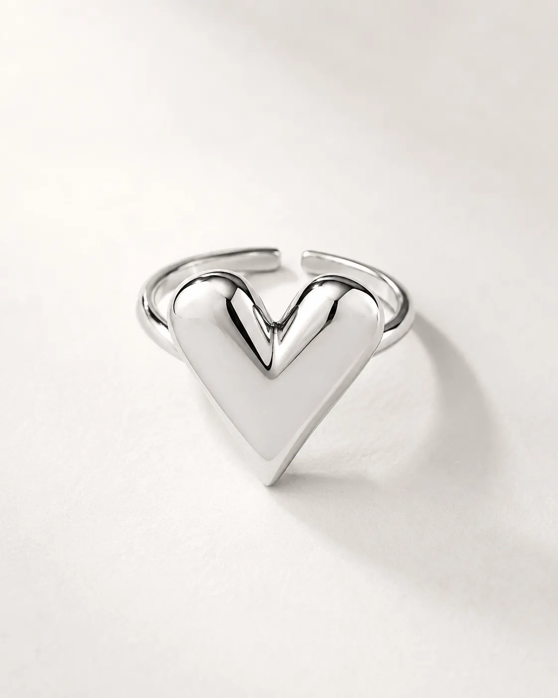 Mea Nani Wild Heart justerbar ring i stål vanntett