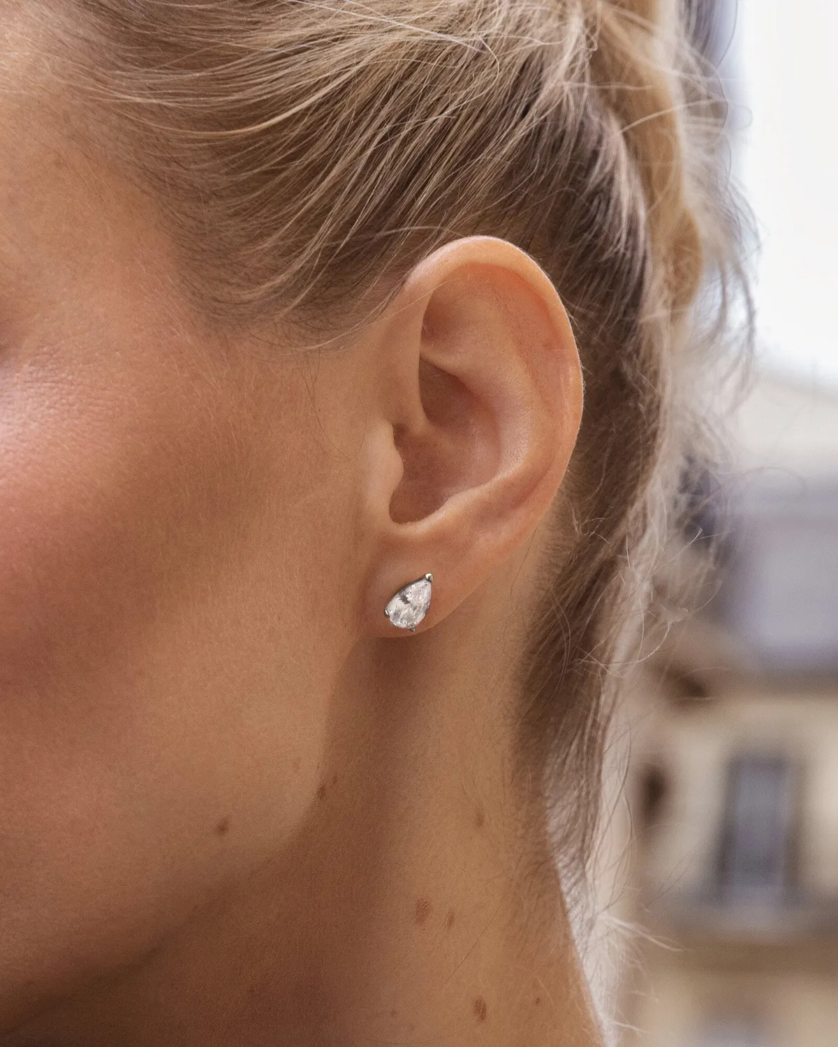 Mockberg Amélie Steel Studs øredobber stål zirkonia