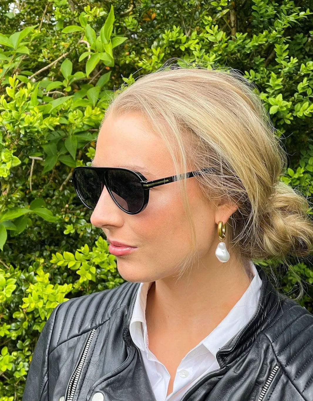 Mea Nani Isla Pearl Hoops øredobber gull perle