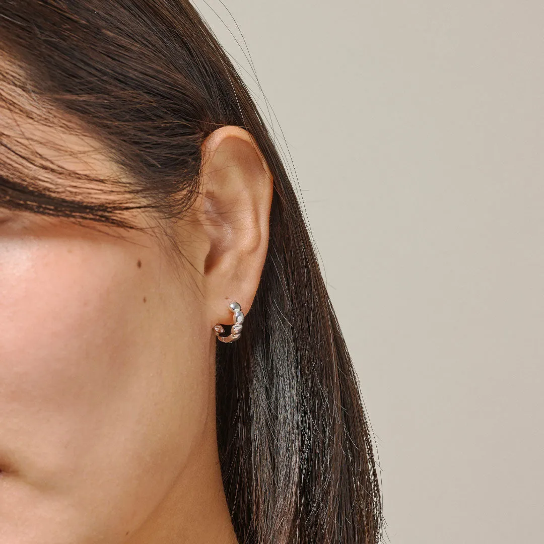 Enamel Nara hoops sølv 14 mm resirkulert