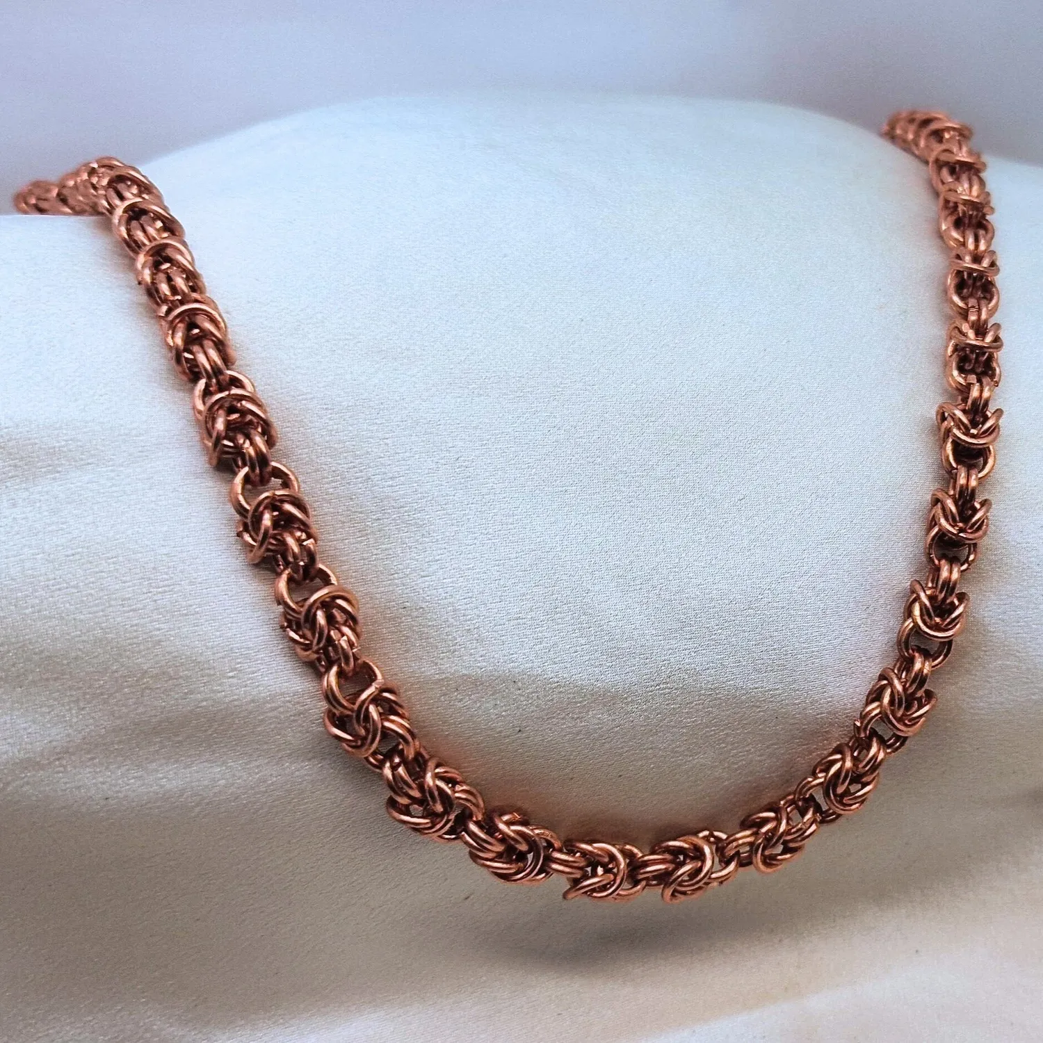 Kunstnerbonden Dronning-kjede kobber 61 cm