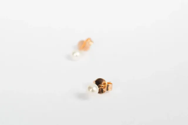 Eremis Pesse øredobber gullbelagt 18 karat