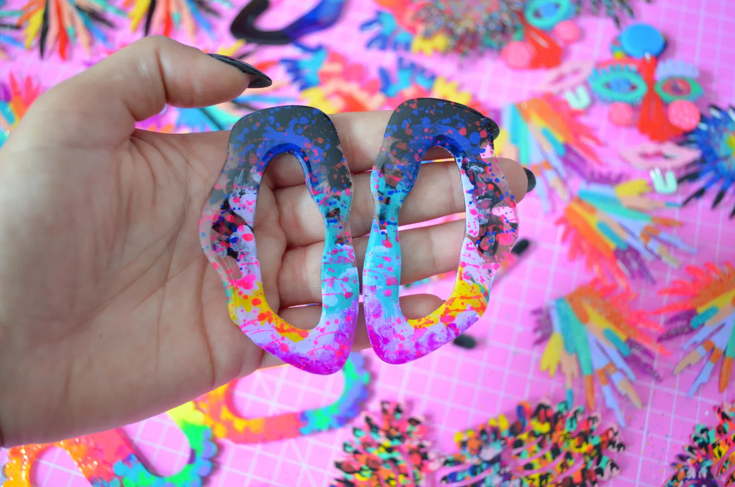 BooandBooFactory Neon Hoop øredobber studs flerfarget