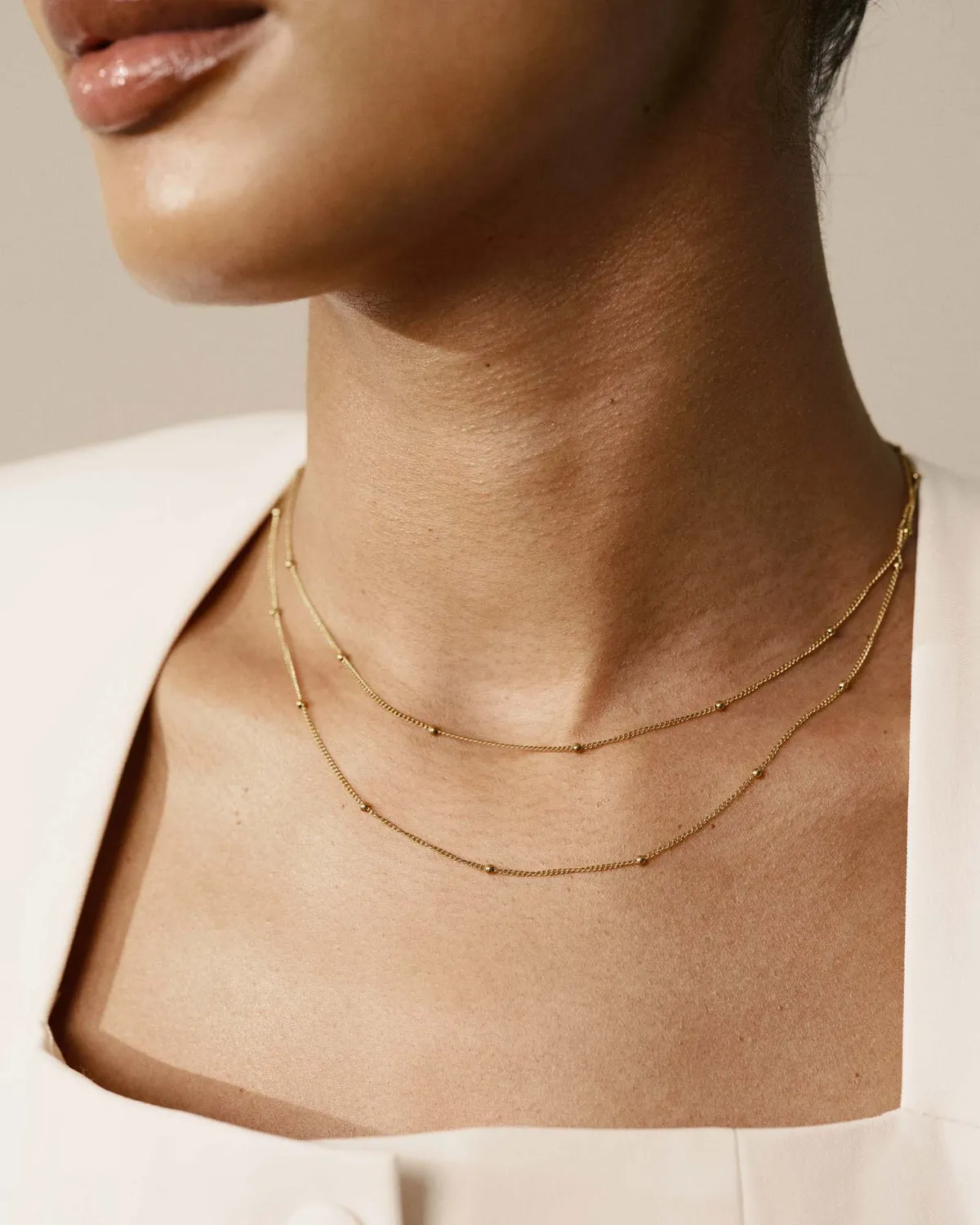 Mockberg Beaded Chain halskjede gull kuler