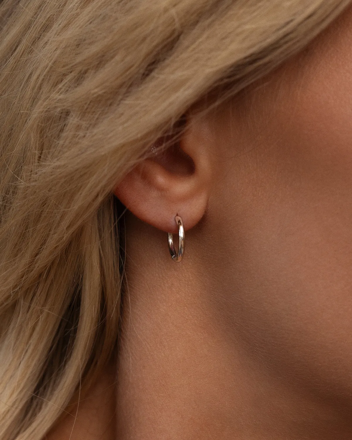 Mockberg Slim Small Hoops øredobber sølv 13 mm stål