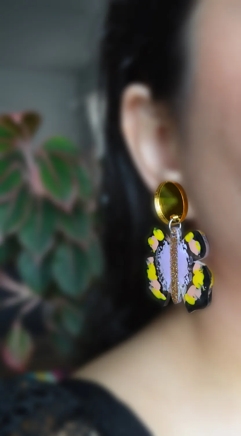 BooandBooFactory Butterfly øredobber gull lavendel glitter