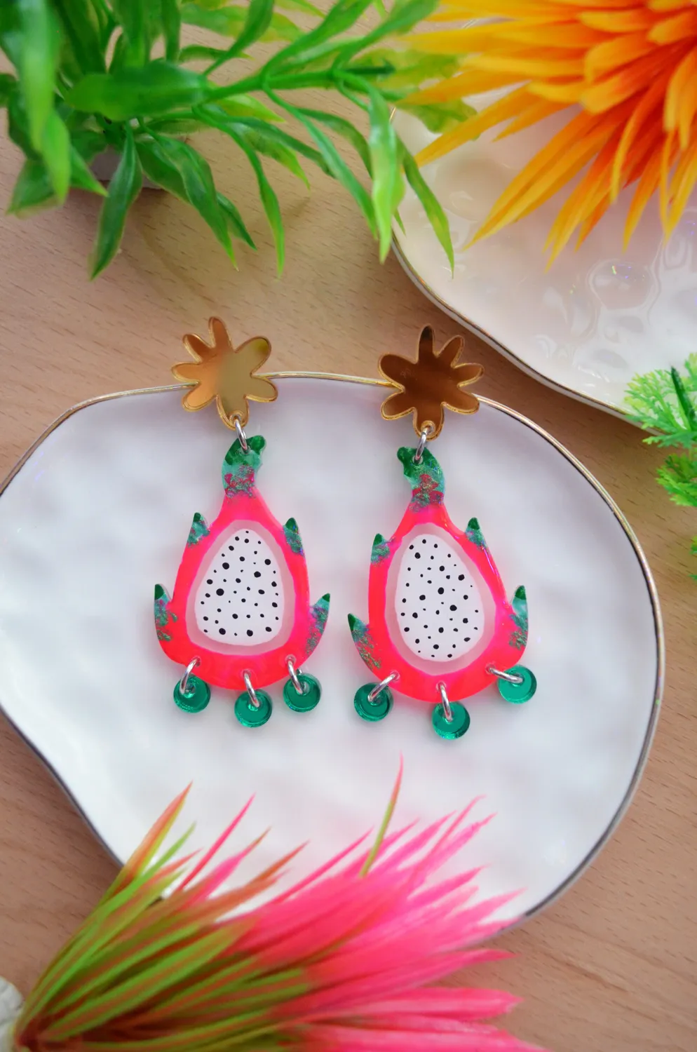 BooandBooFactory Neon Pink Dragon Fruit fruktøredobber
